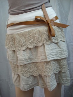 JUPE SOIE DENTELLES MARRON.BEIGE OU ROSE + CEINTURE
