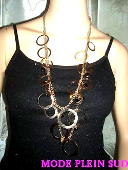 collier à anneaux double chaine et perles noires trés tendance